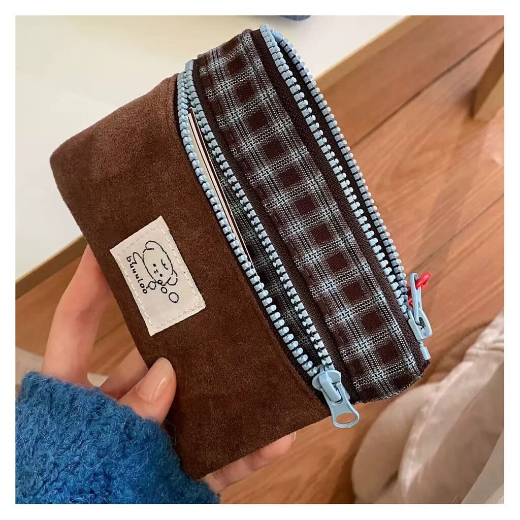 Brown Vintage Storage Card Holder Wallet Case for School Office Event and Retail Use