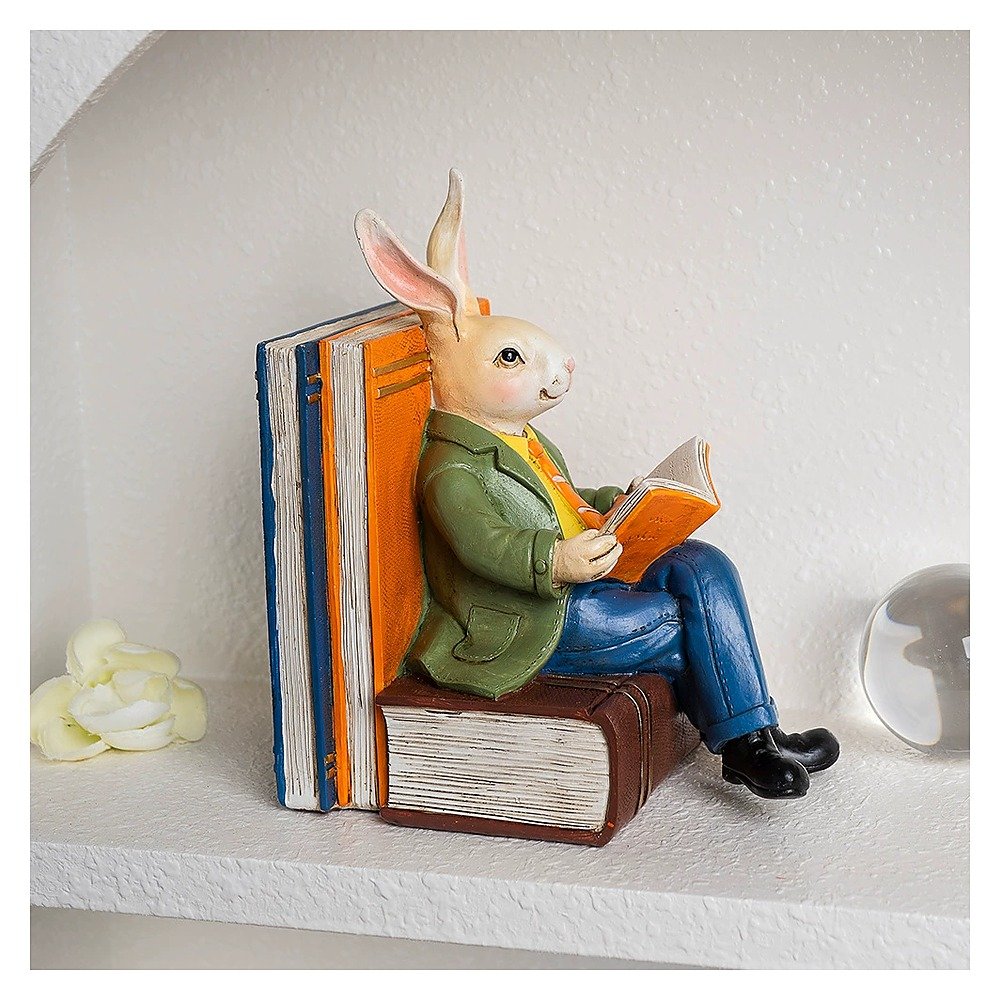 Desktop Figurine for Holiday School Office and Event Use